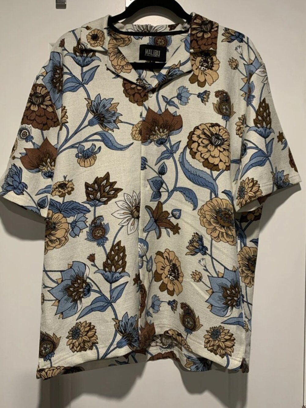 Malibu by Drill Clothing Co. Floral Textured Short Sleeve Button-Up Shirt 🔥 Siz